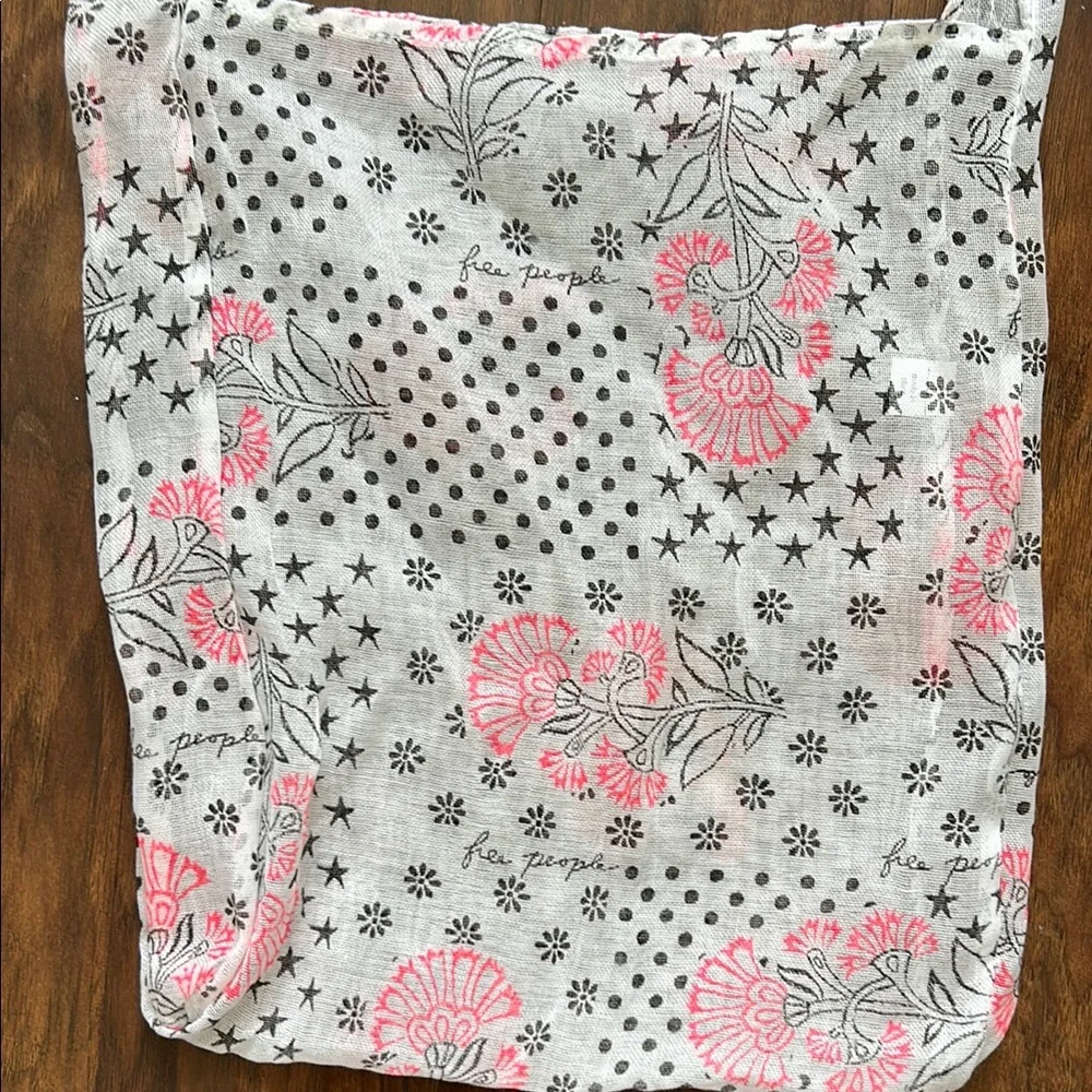 Free People Patchwork Pink and Gray Shoulder Bag - Picture 4 of 4